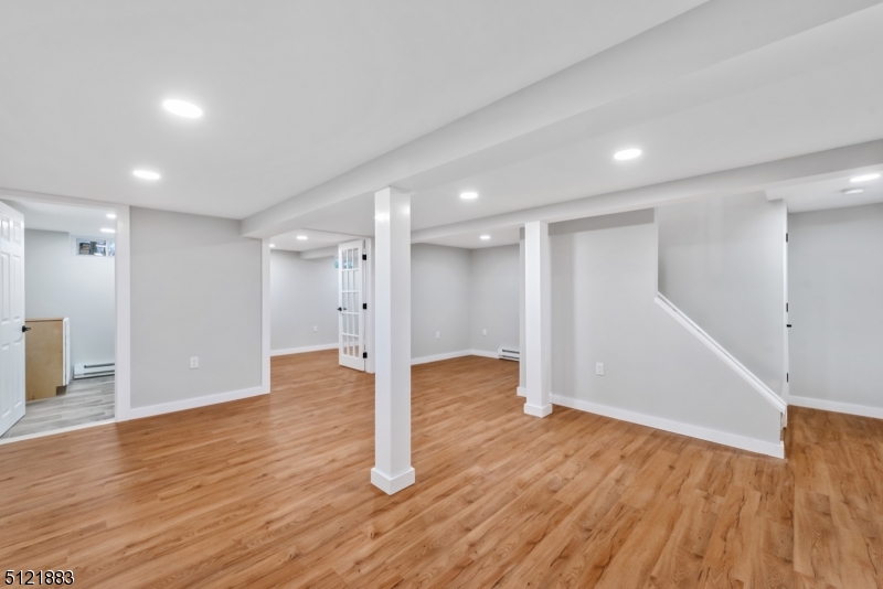 BROOKWOOD EAST - Residential