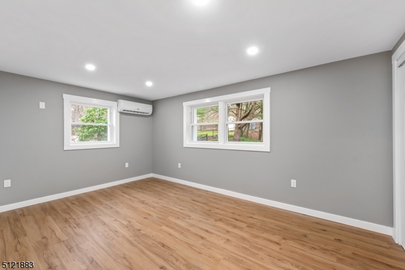 BROOKWOOD EAST - Residential