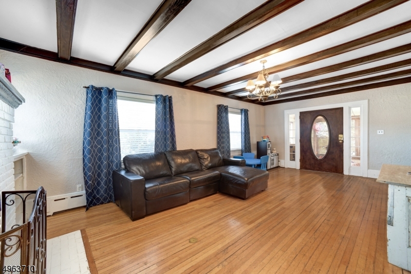 Elmora - Residential