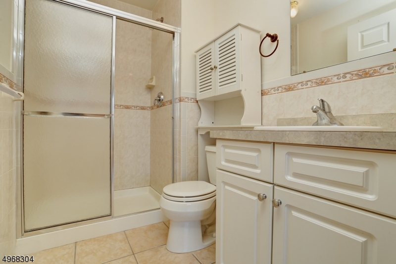 Glenmont Commons - Residential