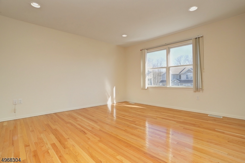 Glenmont Commons - Residential