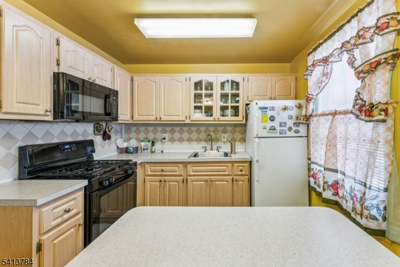 Meadowbrook Village - Residential