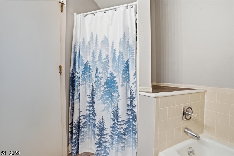 Seasons Glen - Residential