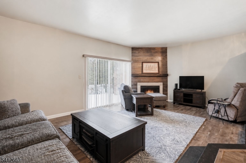 Seasons Glen - Residential