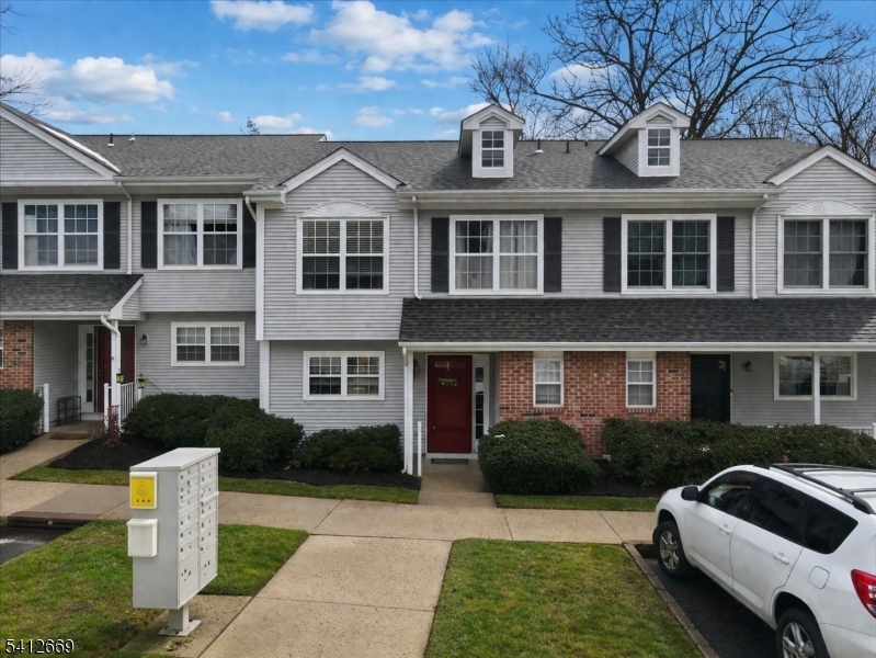 Seasons Glen - Residential