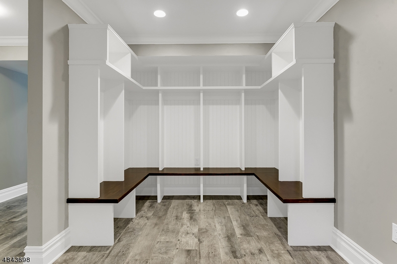 Rolling Hill - Residential