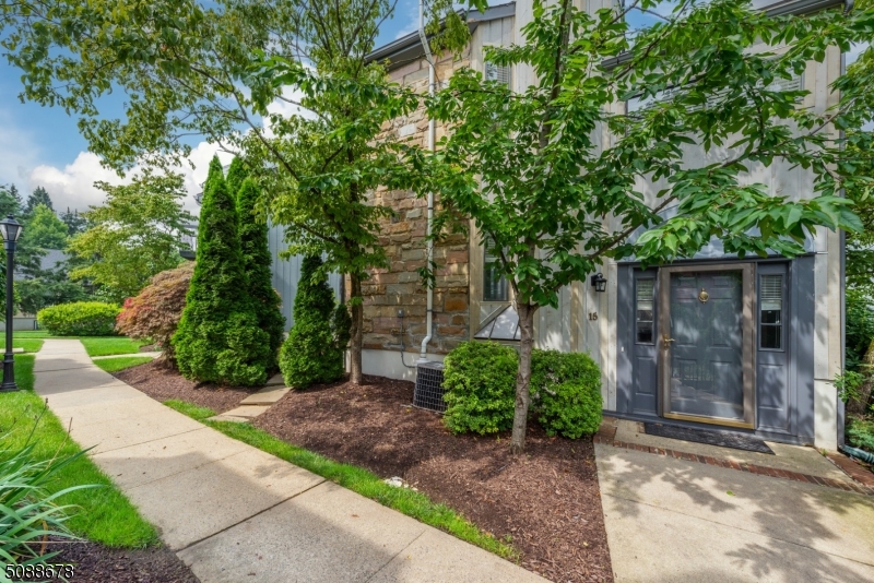 Hastings Square - Residential