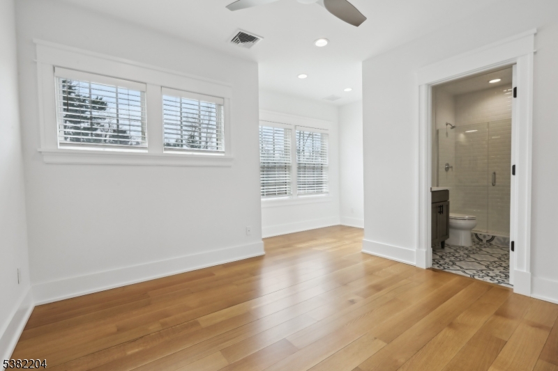 New Vernon - Residential