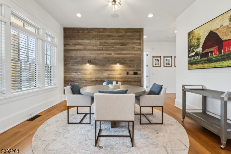 New Vernon - Residential