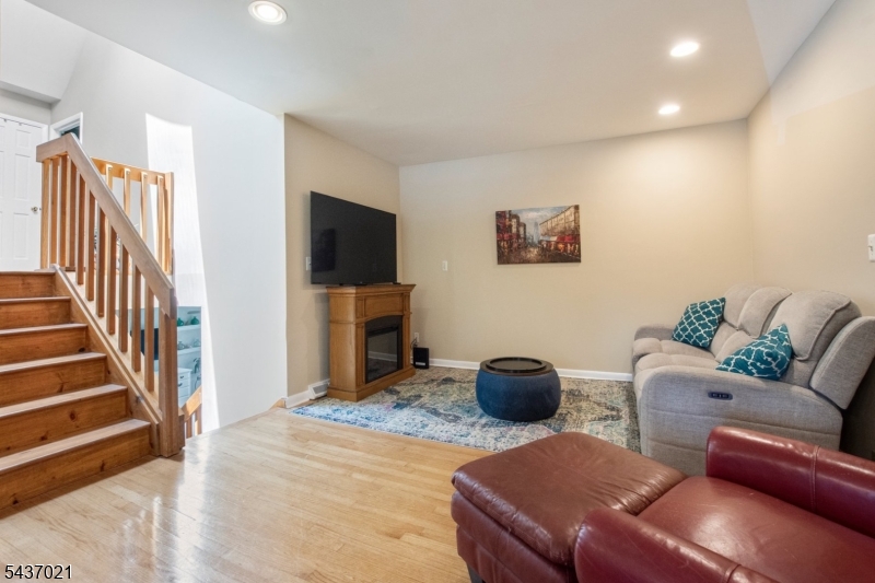 Lake Parsippany - Residential