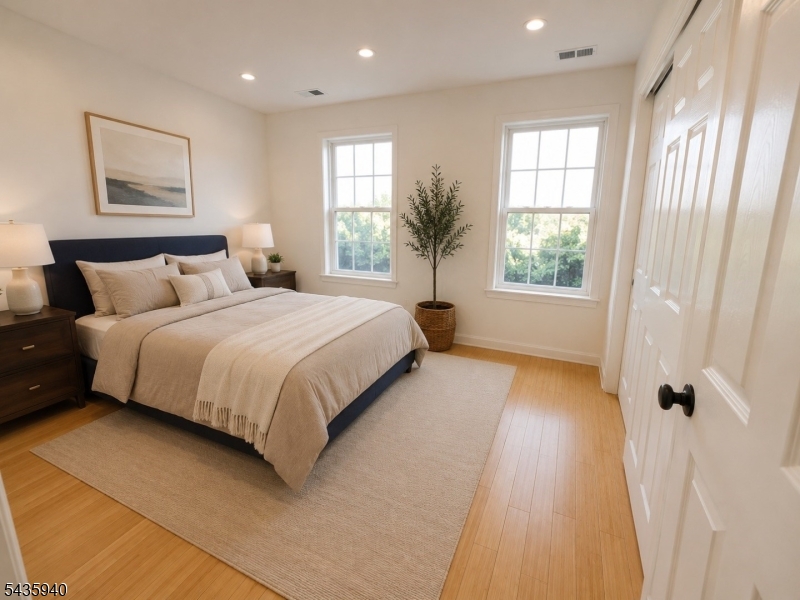 Socierty Hill II - Residential