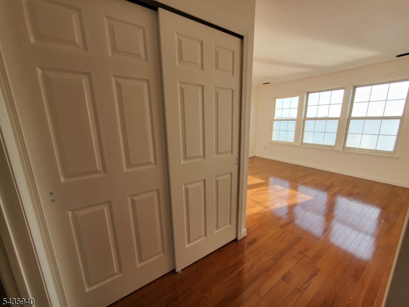 Socierty Hill II - Residential