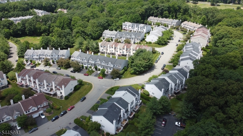 Glenmont Commons - Residential Lease
