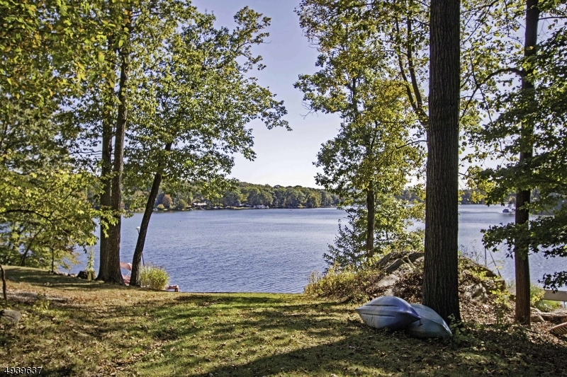 White Meadow Lake - Residential