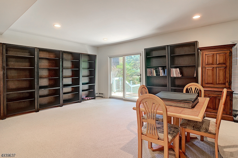 White Meadow Lake - Residential