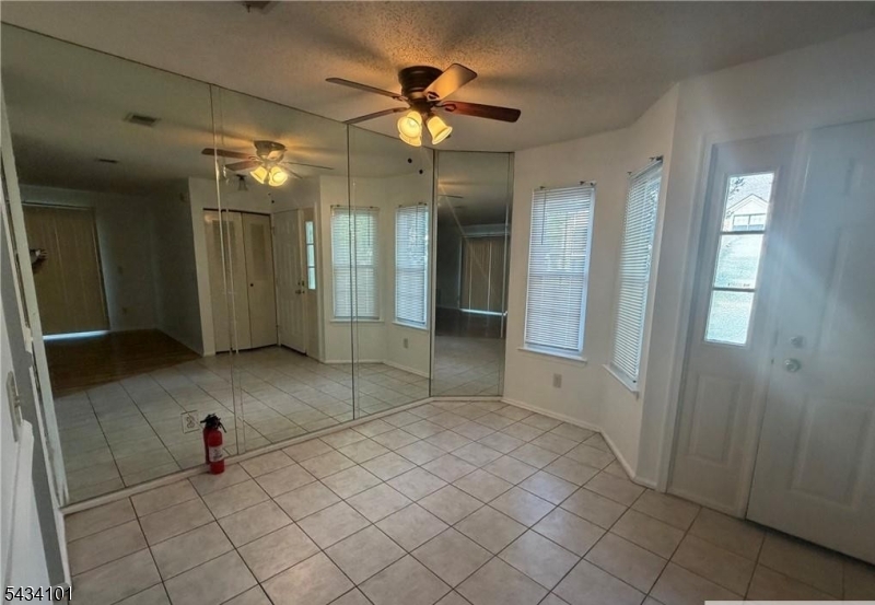 Harbour Club - Residential Lease