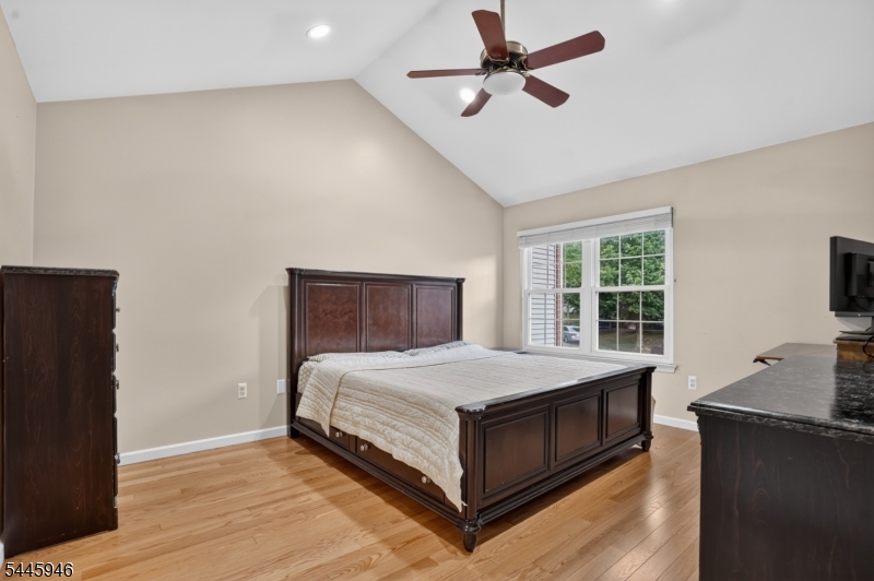 Hamilton Woods - Residential