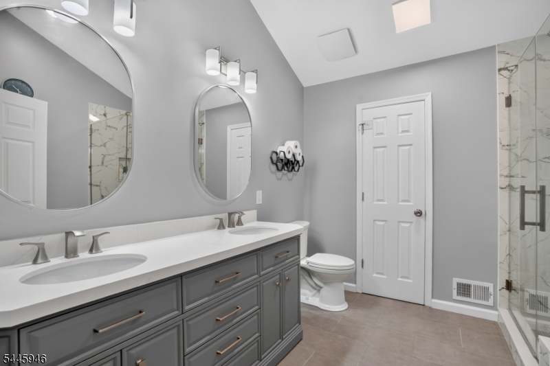 Hamilton Woods - Residential