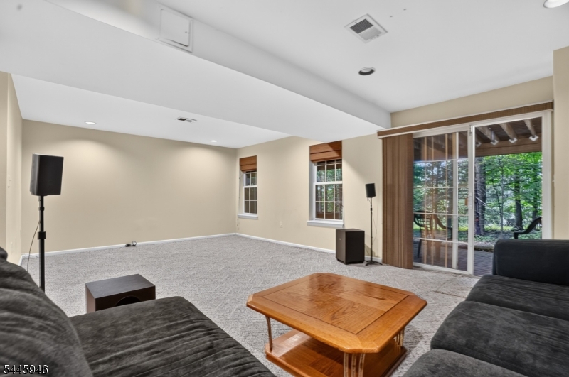 Hamilton Woods - Residential