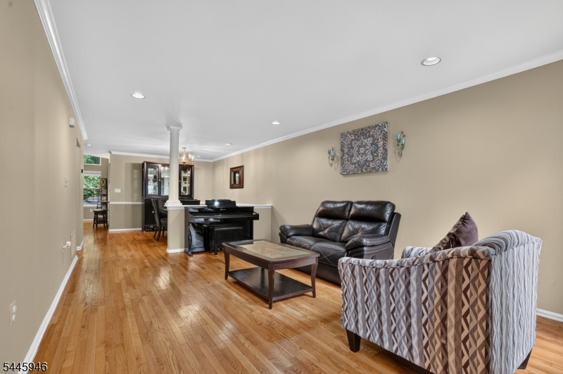 Hamilton Woods - Residential