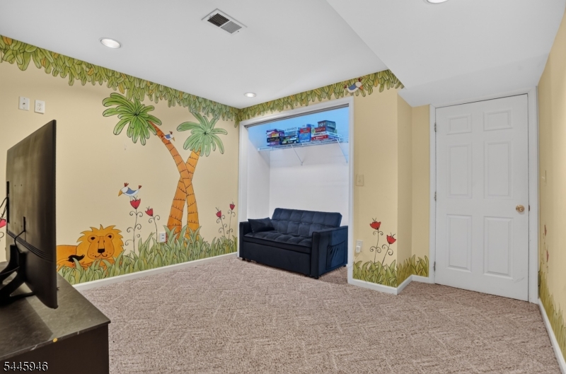 Hamilton Woods - Residential