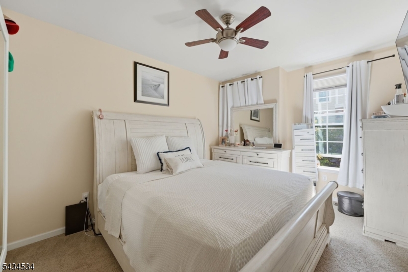 Signature Place - Residential
