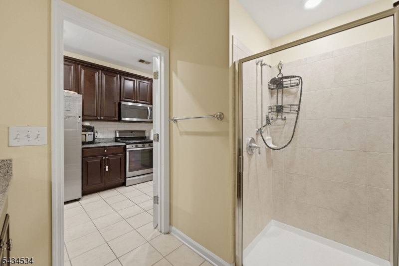 Signature Place - Residential