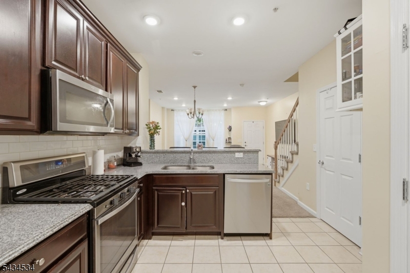 Signature Place - Residential