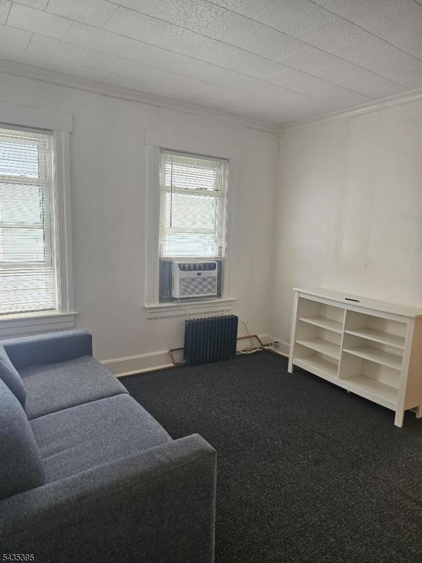 Scotch Plains border - Residential Lease