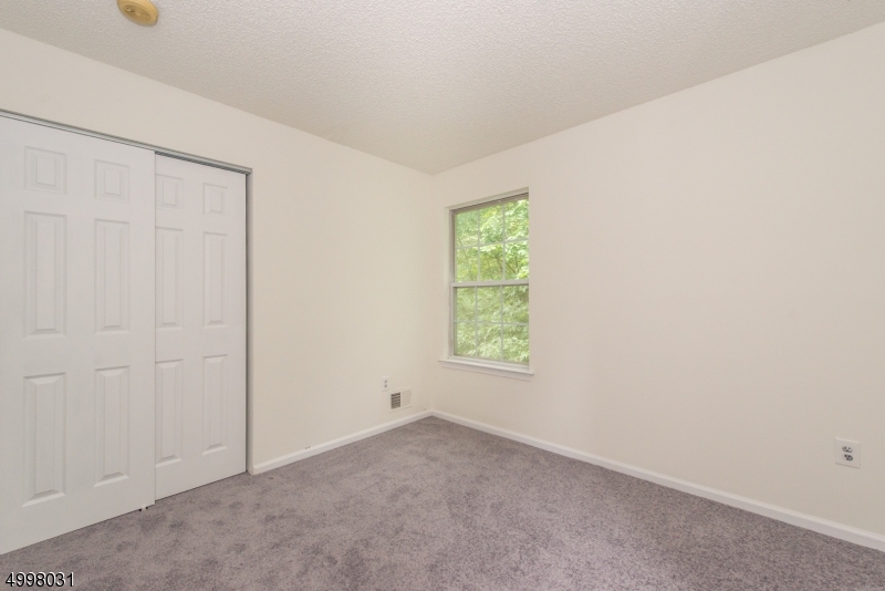 Hunting Hills - Residential