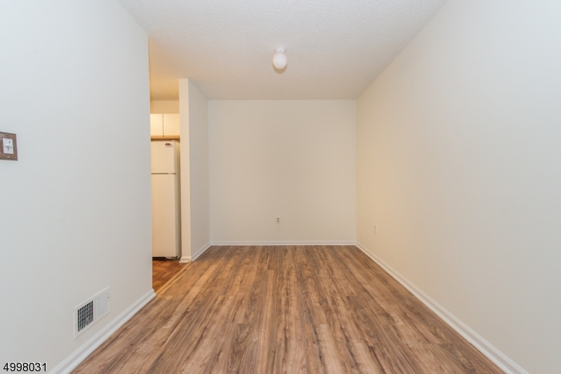 Hunting Hills - Residential