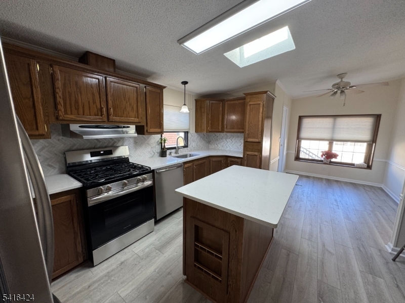 COUNTRY VIEW VILLAGE - Residential