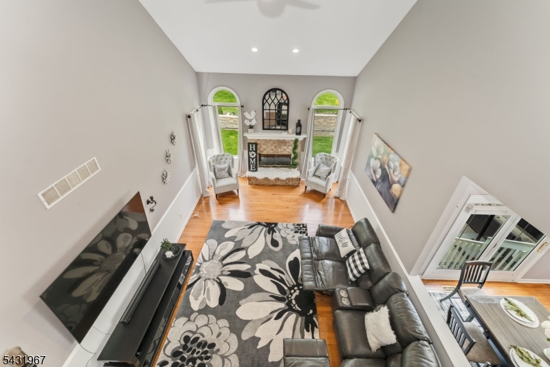 HUNTERDON RIDGE - Residential