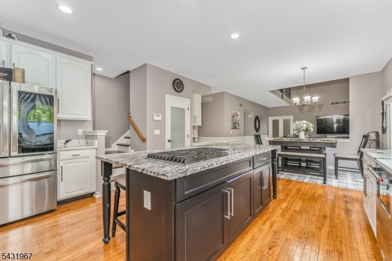 HUNTERDON RIDGE - Residential