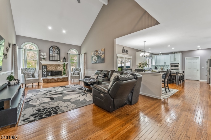 HUNTERDON RIDGE - Residential