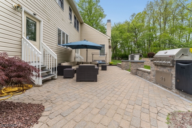 HUNTERDON RIDGE - Residential