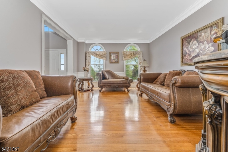 HUNTERDON RIDGE - Residential