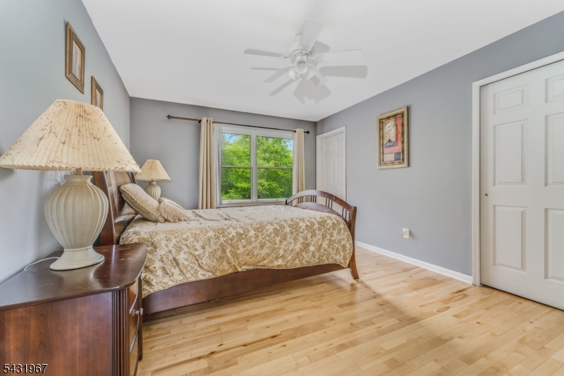 HUNTERDON RIDGE - Residential