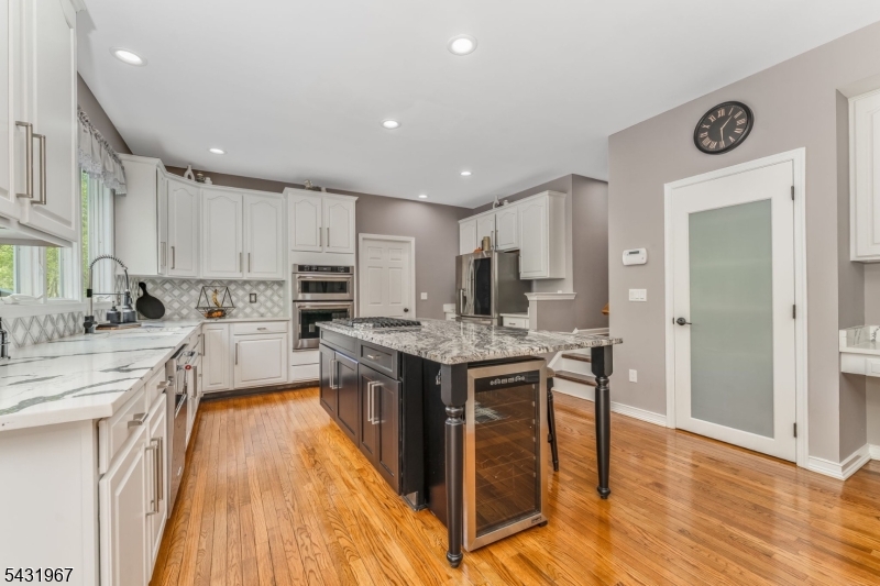 HUNTERDON RIDGE - Residential