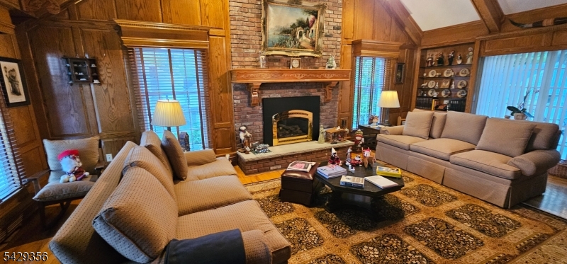 Hidden Acres - Residential