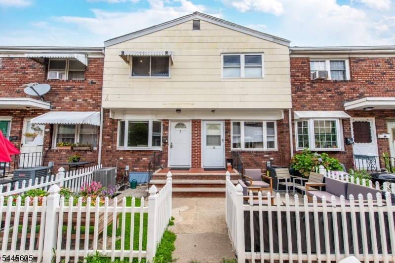Journal Sq/Hilltop - Residential