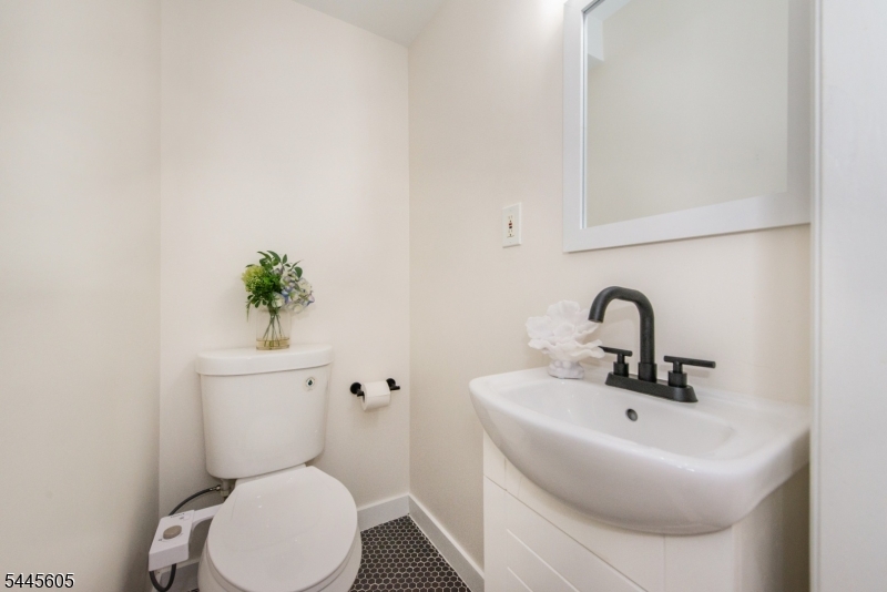 Journal Sq/Hilltop - Residential