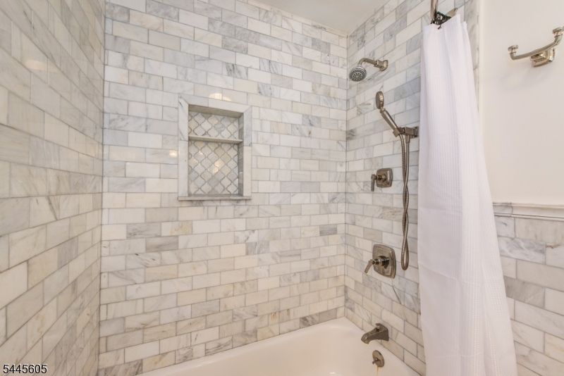 Journal Sq/Hilltop - Residential