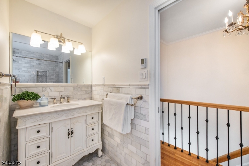 Journal Sq/Hilltop - Residential