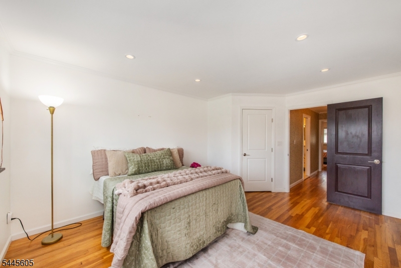 Journal Sq/Hilltop - Residential