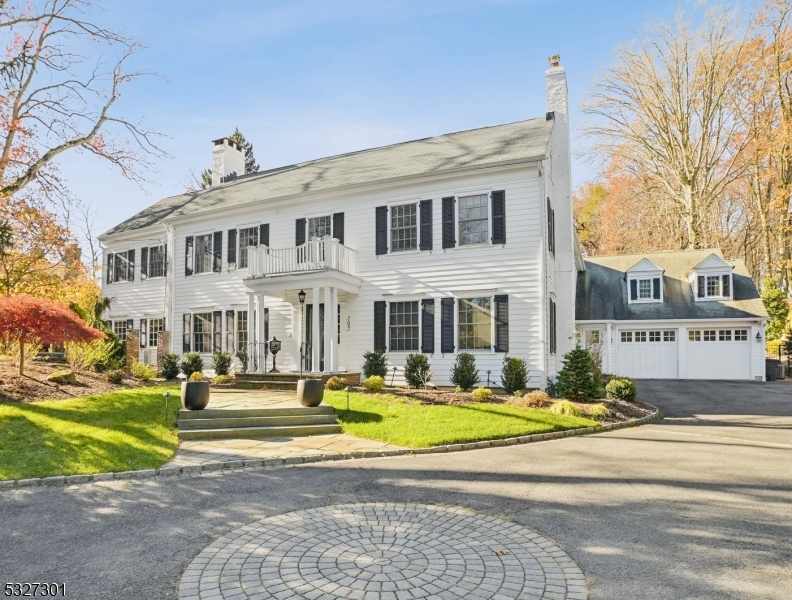 OLD SHORT HILLS - Residential