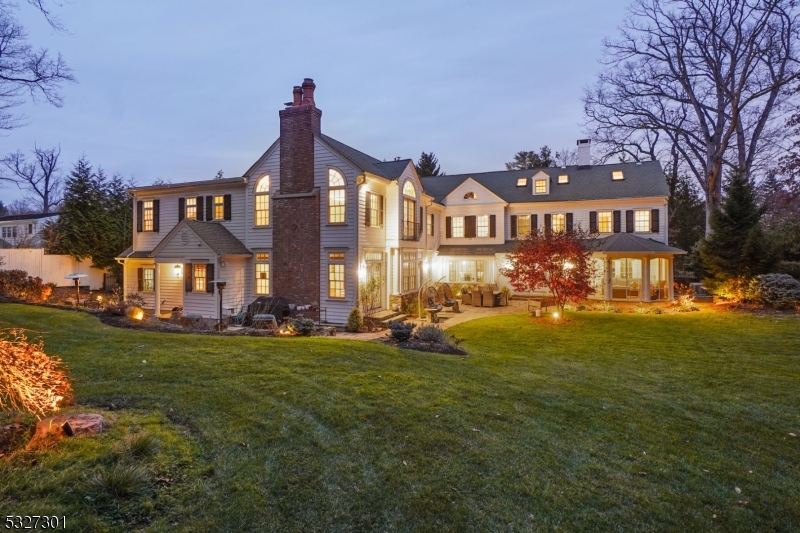 OLD SHORT HILLS - Residential