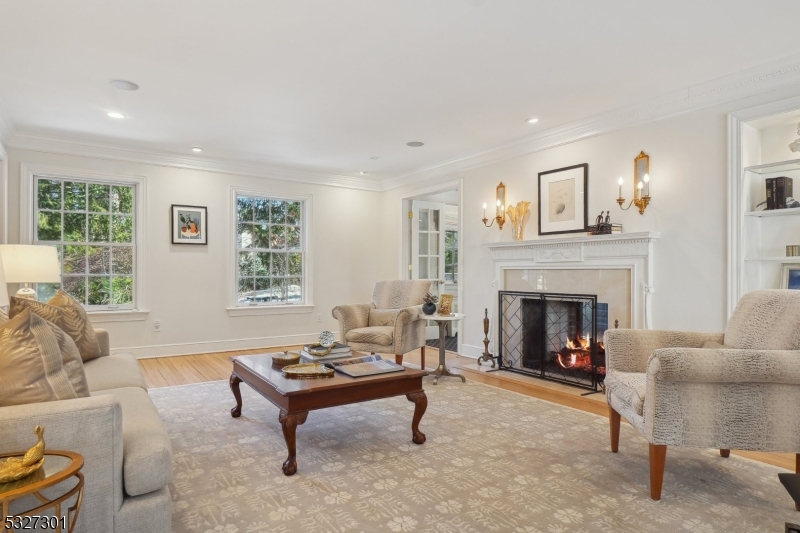 OLD SHORT HILLS - Residential