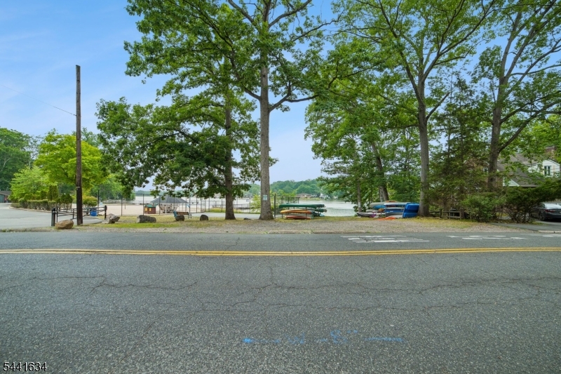 Packanack Lake - Residential