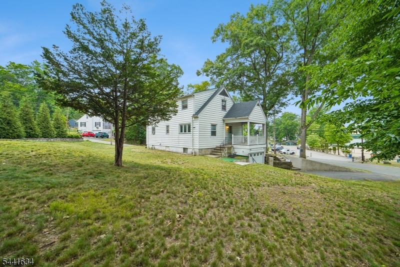 Packanack Lake - Residential